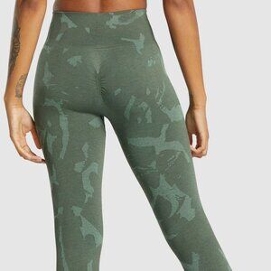 Gymshark Adapt Camo Seamless Ruched Leggings - size Medium